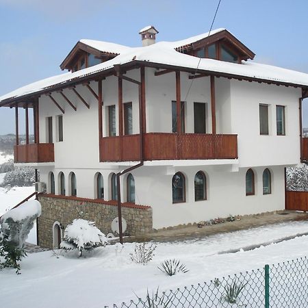 Guest House Diabora Arbanaszi Kültér fotó