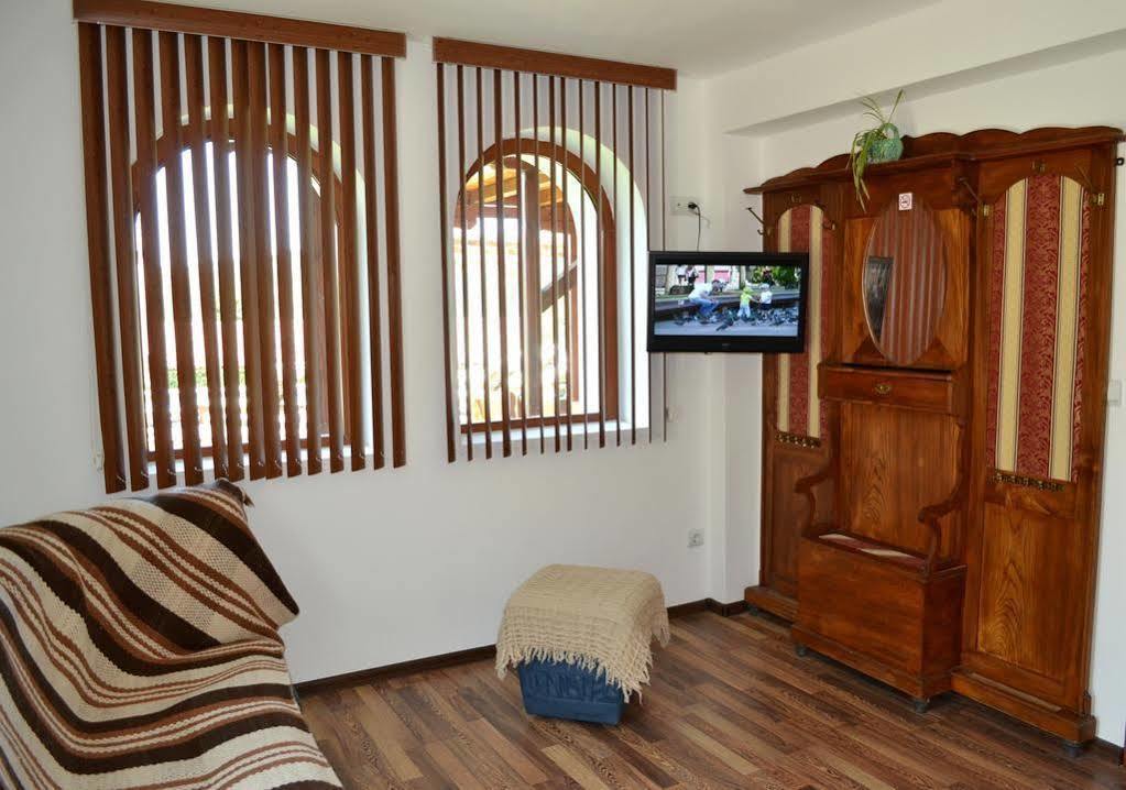 Guest House Diabora Arbanaszi Kültér fotó