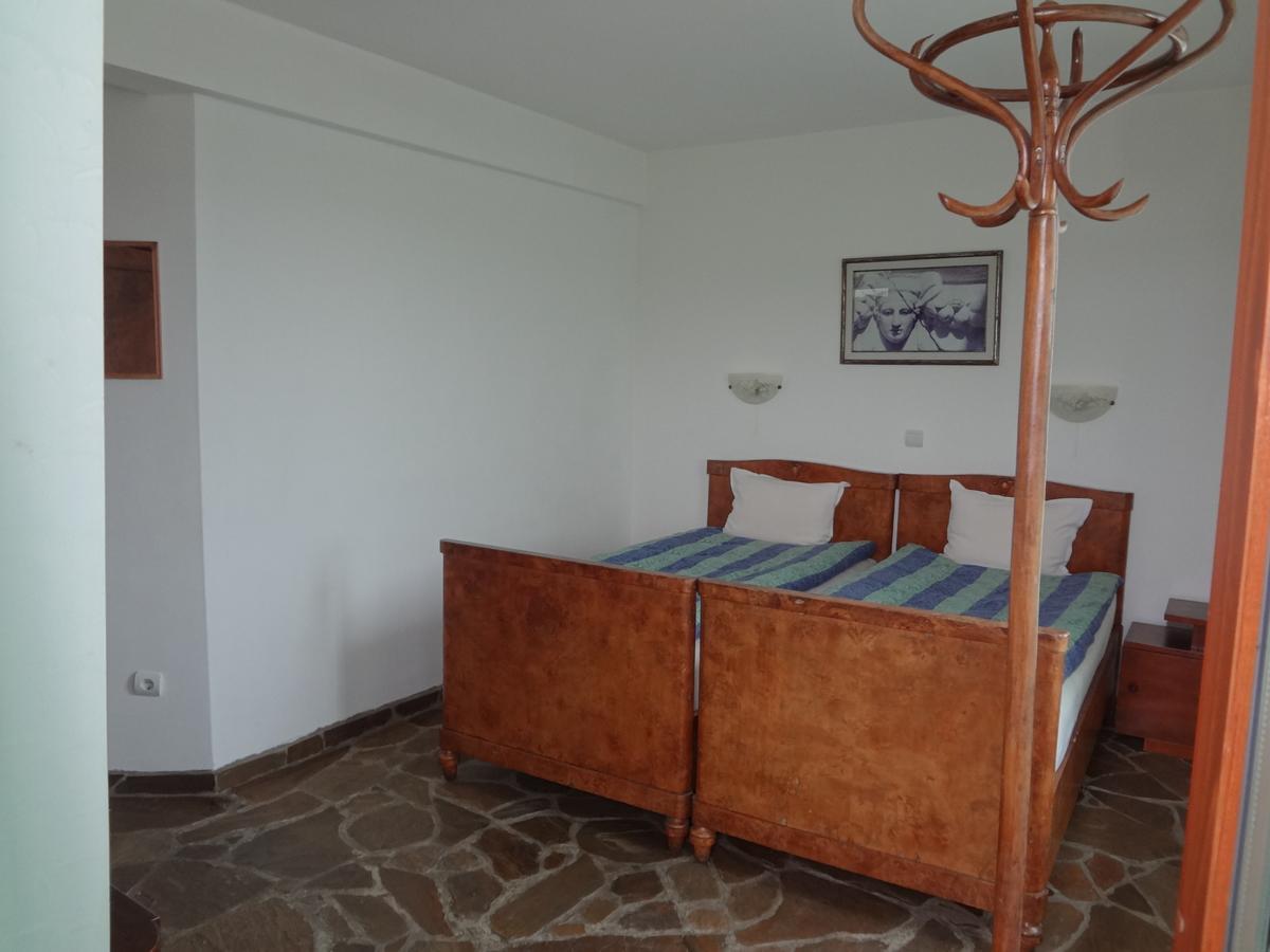 Guest House Diabora Arbanaszi Kültér fotó